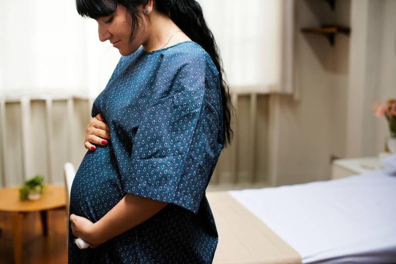 Femme enceinte ? Trouvez un ostéopathe spécialisé à Izon ou Ambarès-et-Lagrave pour soulager les douleurs de grossesse